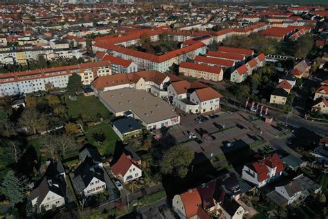 REWE Markt Bernburg, Kustrenaer Straße 75 .